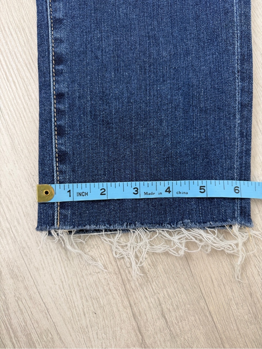 AG Adriano Goldschmied The Ex-Boyfriend Slim Jeans in 12Y Wash, Size 26R - Picture 13 of 15